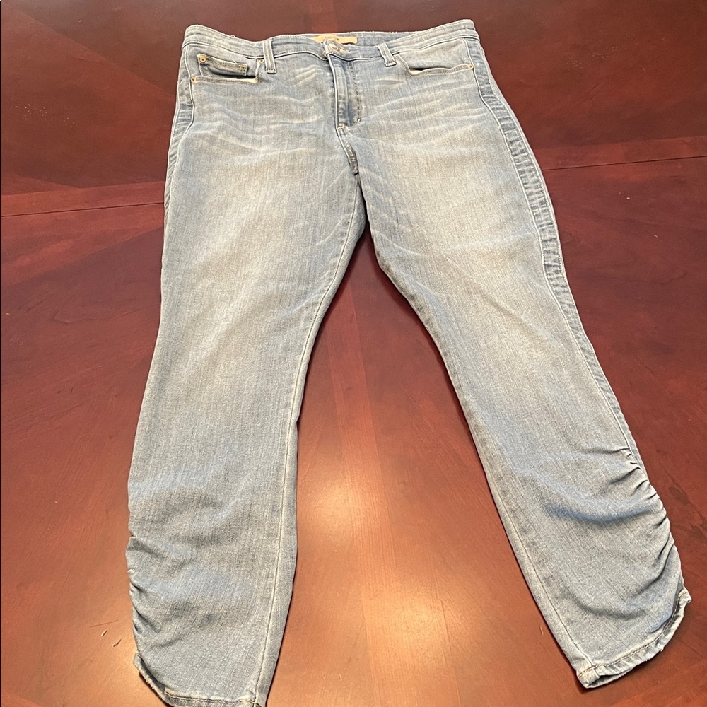 Joe's Jeans Women's Light Blue Denim with Shirred Legs
